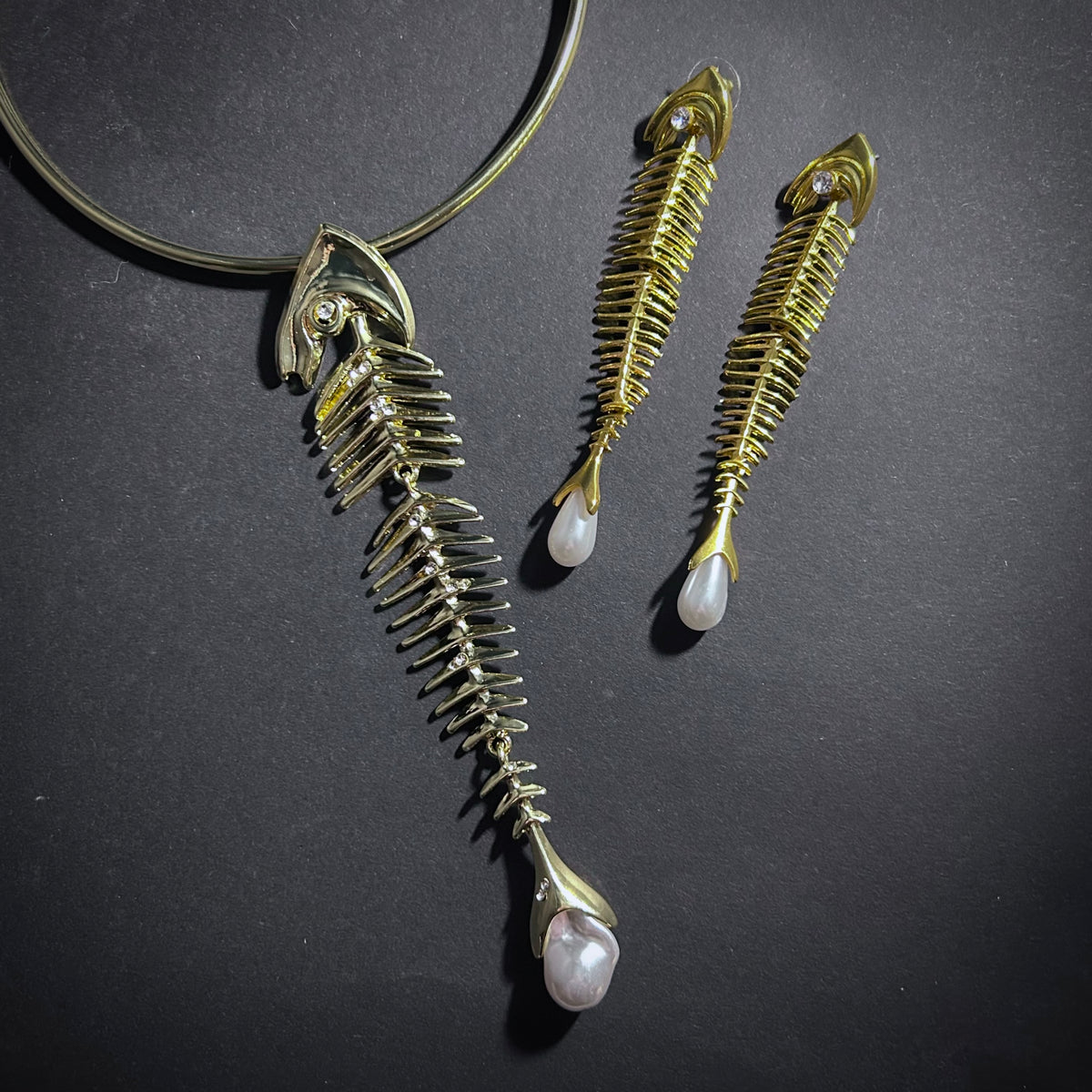 Fishbone & Baroque Pearl Statement Earrings in Gold