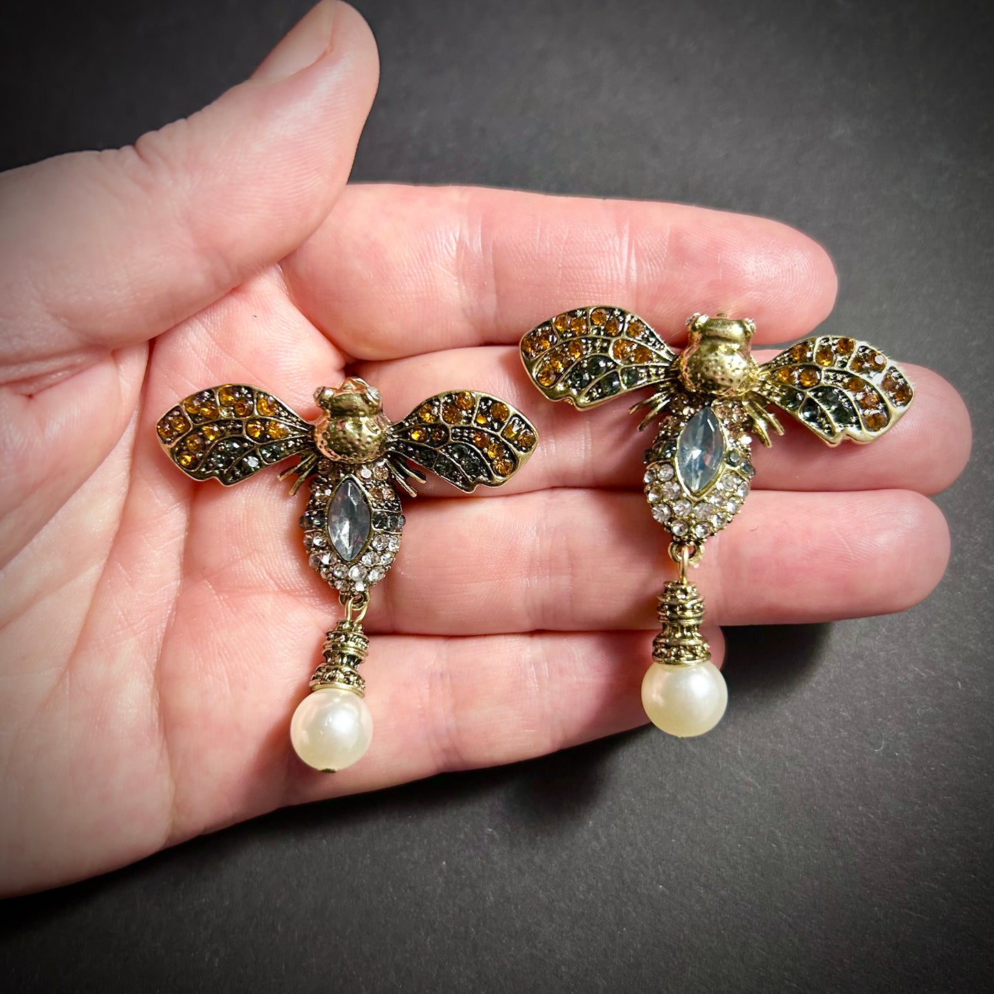 Art Nouveau Bee Antiqued Gold Rhinestone & Pearl Earrings in Amber & Grey