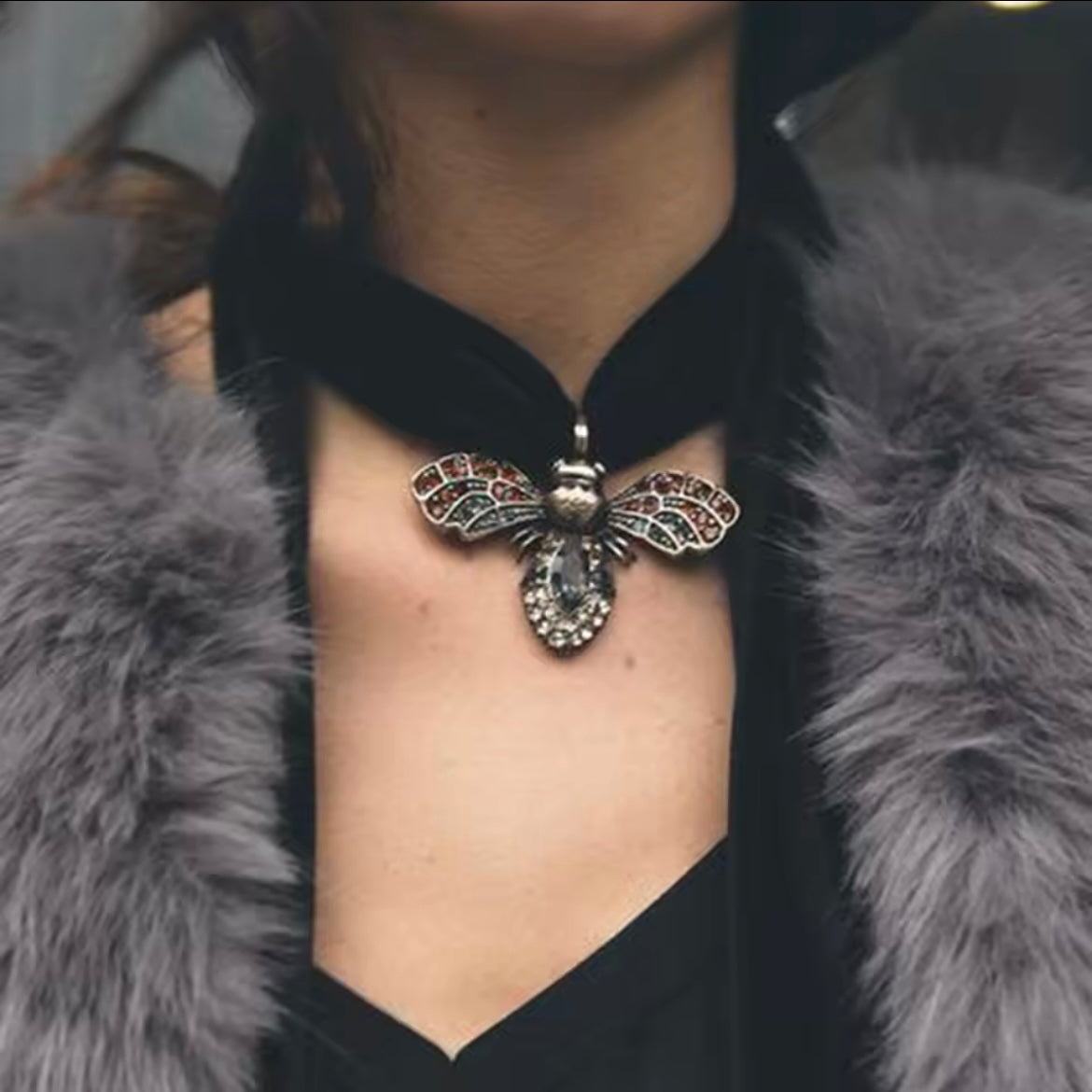 Art Nouveau Velvet Ribbon & Bee Antiqued Gold Rhinestone Choker Necklace in Amber & Grey