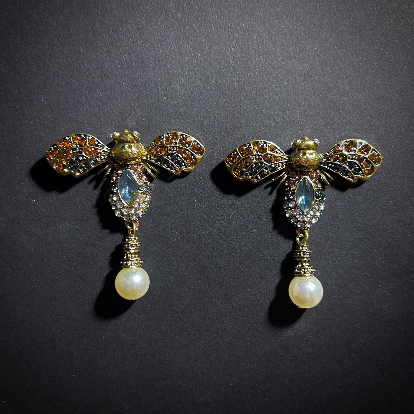 Art Nouveau Bee Antiqued Gold Rhinestone & Pearl Earrings in Amber & Grey