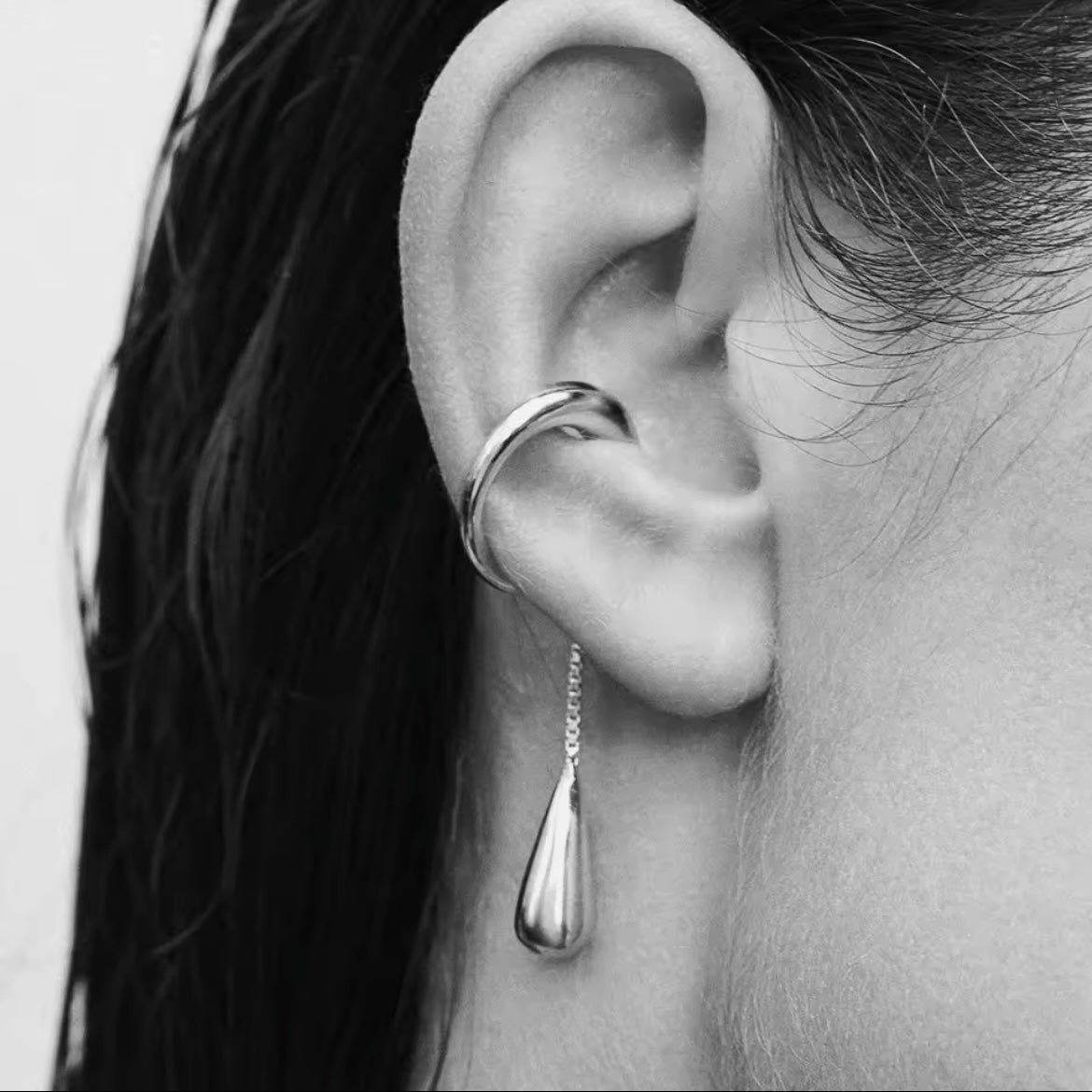 No Piercing Ear Cuff with Teardrop in Silver