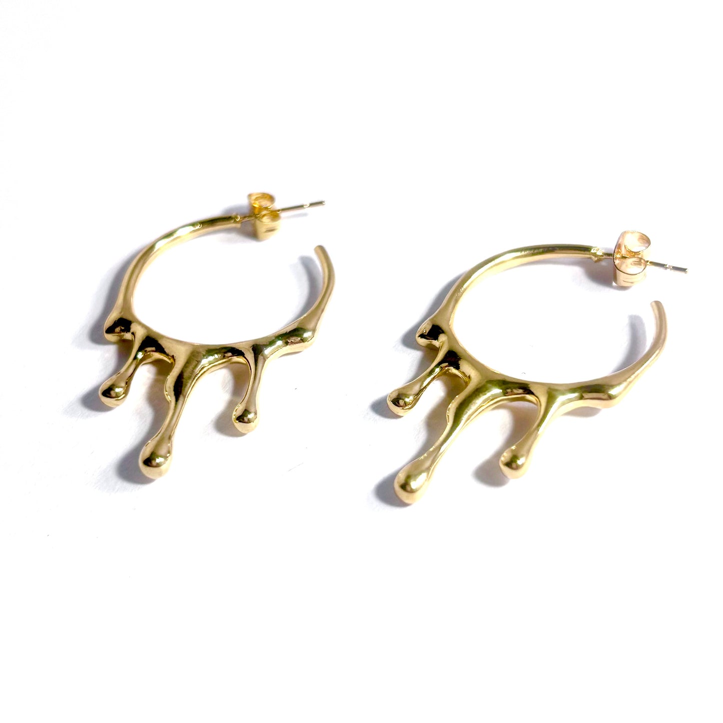 Dripping Metal Hoop Earrings in Gold
