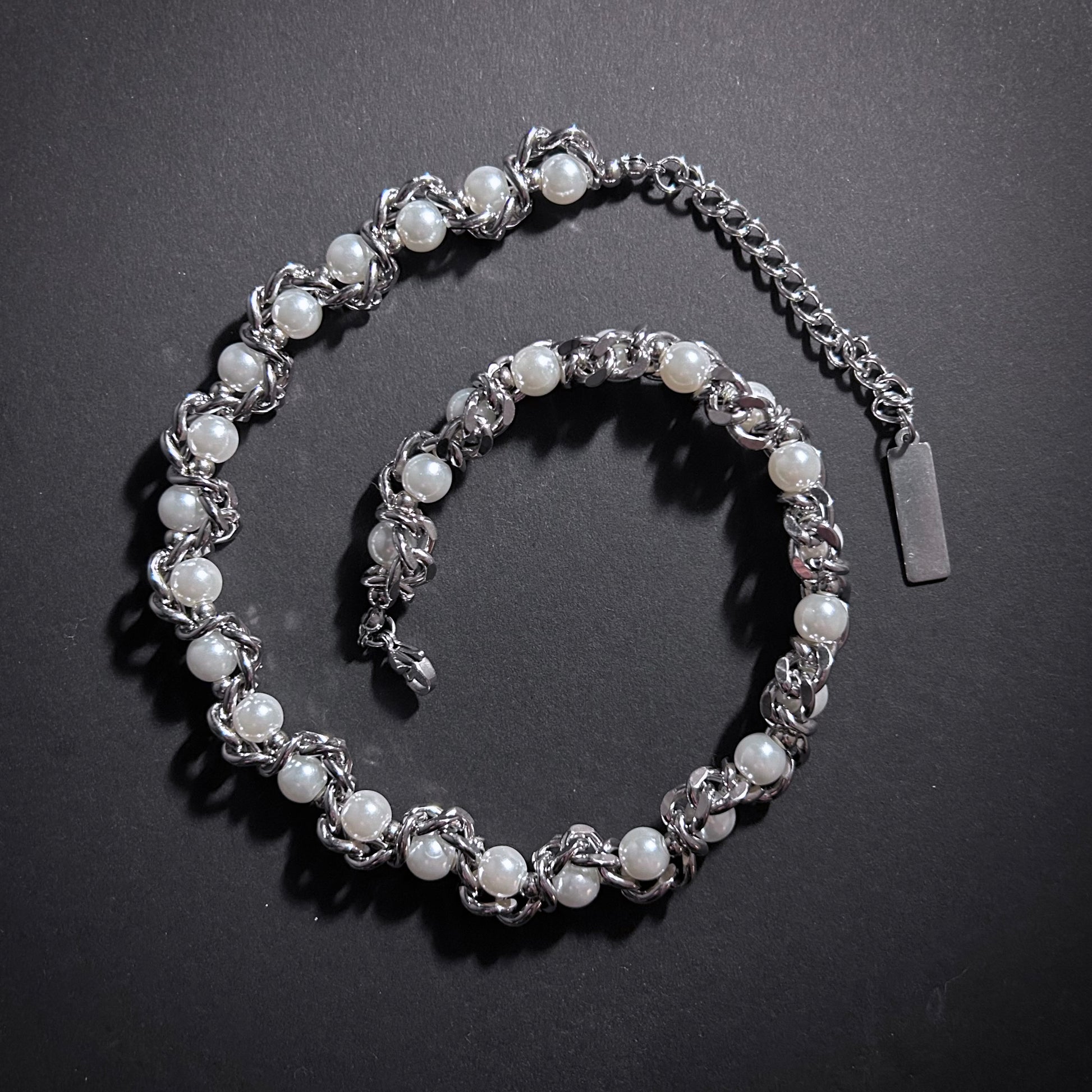 Intertwined White Pearl & Silver Chain Necklace