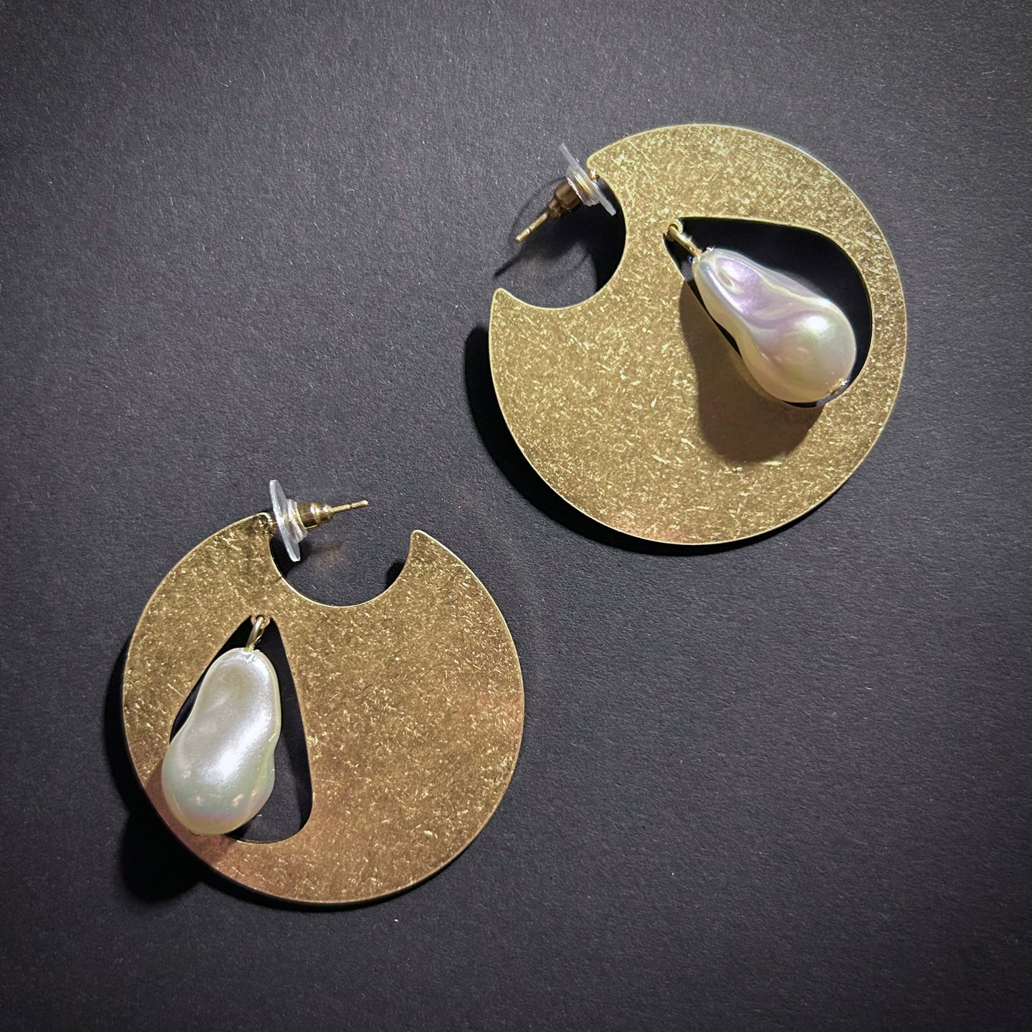 Gold Solid Circle & White Teardrop Baroque Pearl Earrings