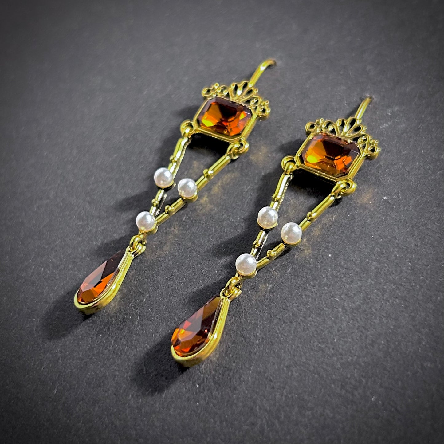 Art Nouveau Amber Brown Rhinestone & White Pearl Gold Earrings