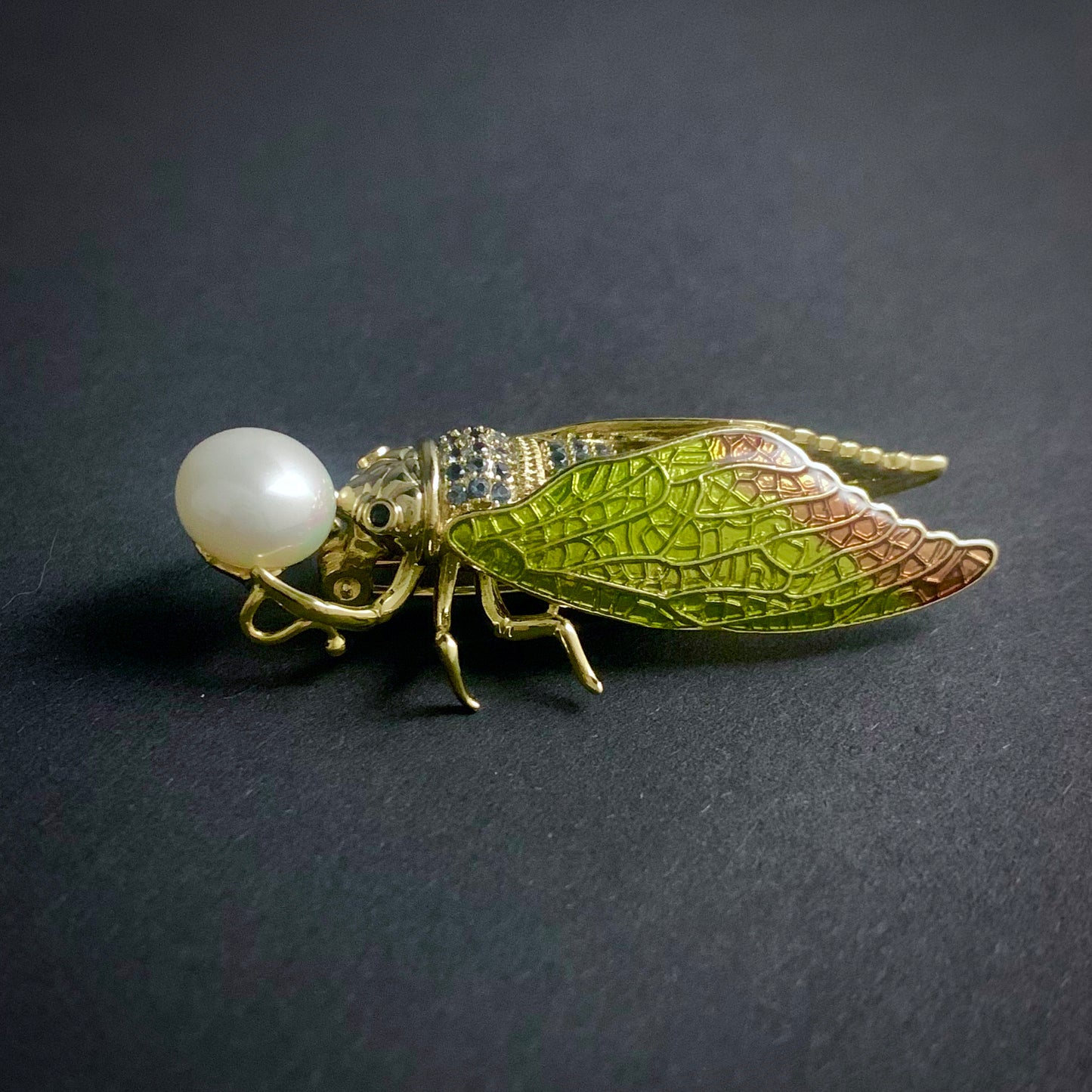 Cicada Green Enamel & White Pearl Gold Brooch