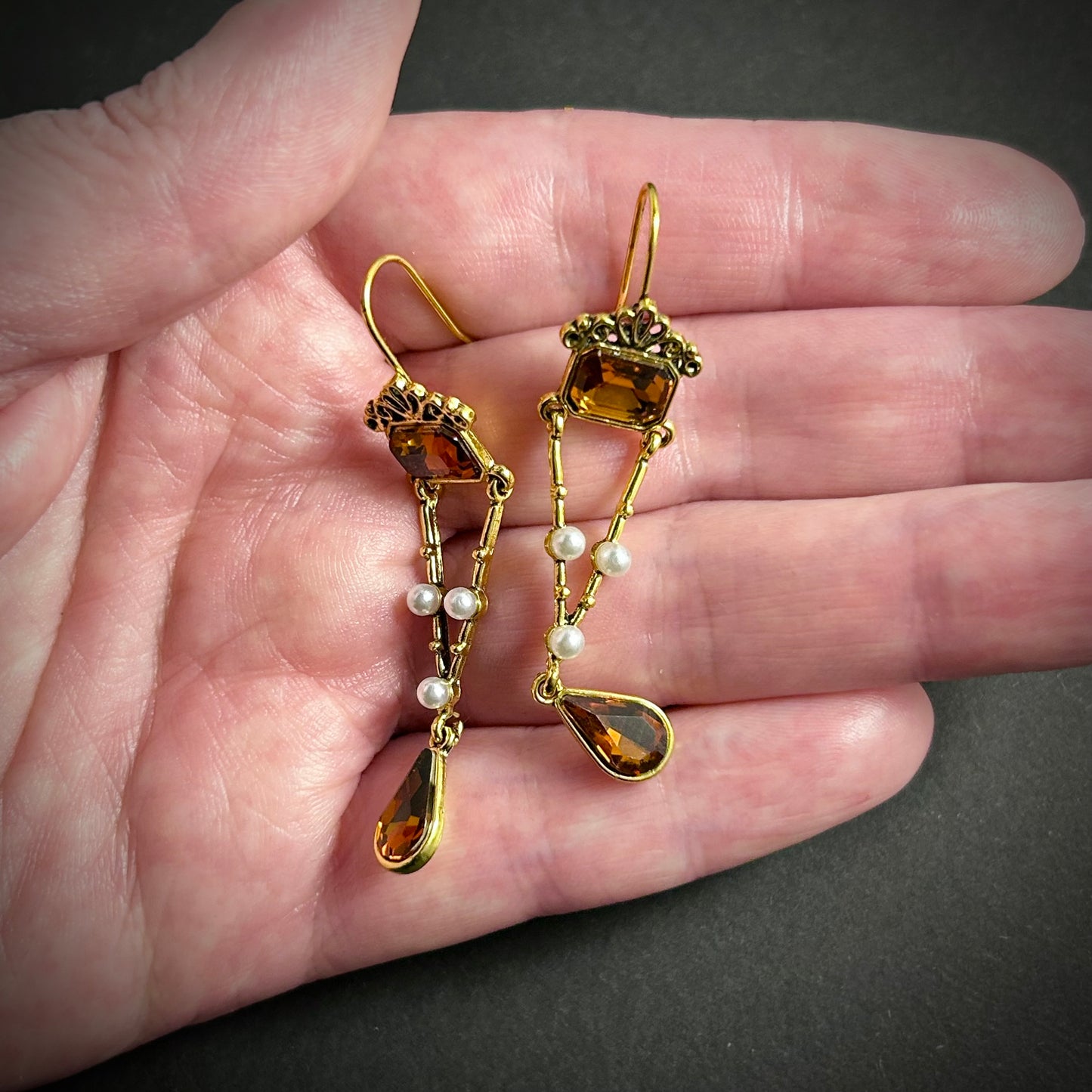 Art Nouveau Amber Brown Rhinestone & White Pearl Gold Earrings