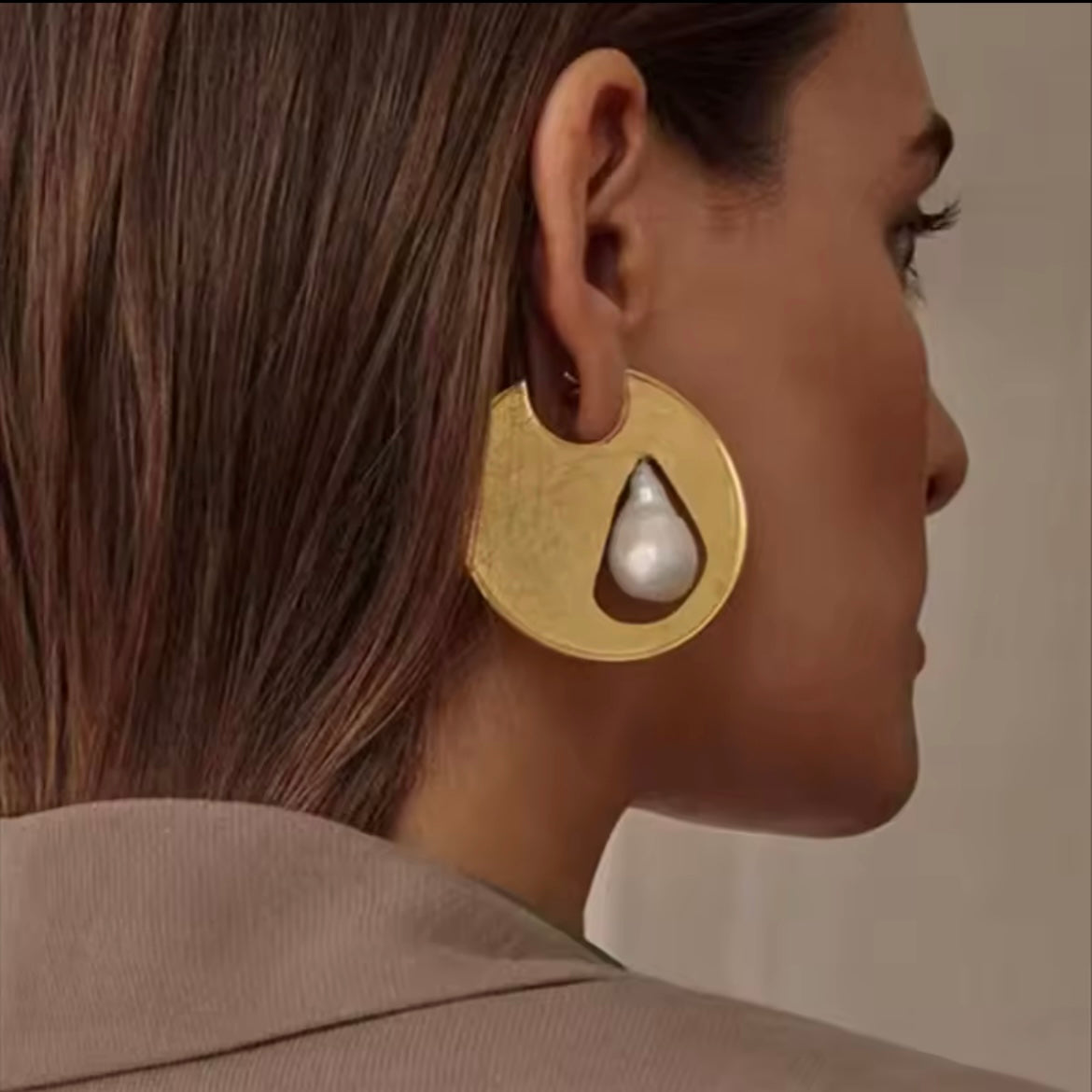 Gold Solid Circle & White Teardrop Baroque Pearl Earrings