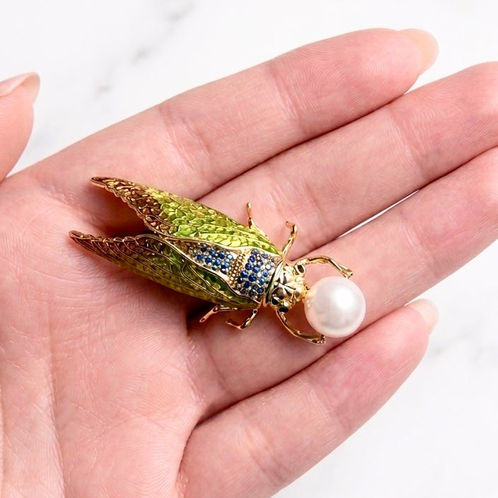 Cicada Green Enamel & White Pearl Gold Brooch