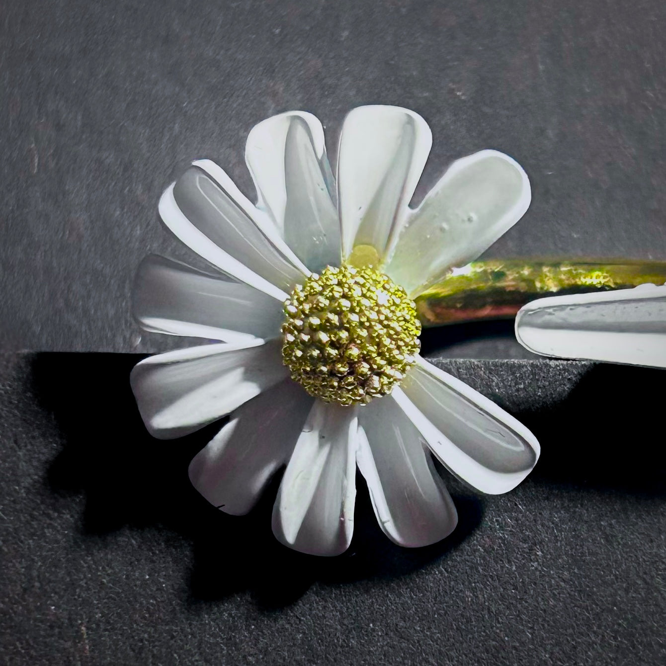 Daisy Flower Adjustable Ring in White & Gold with Falling Petal