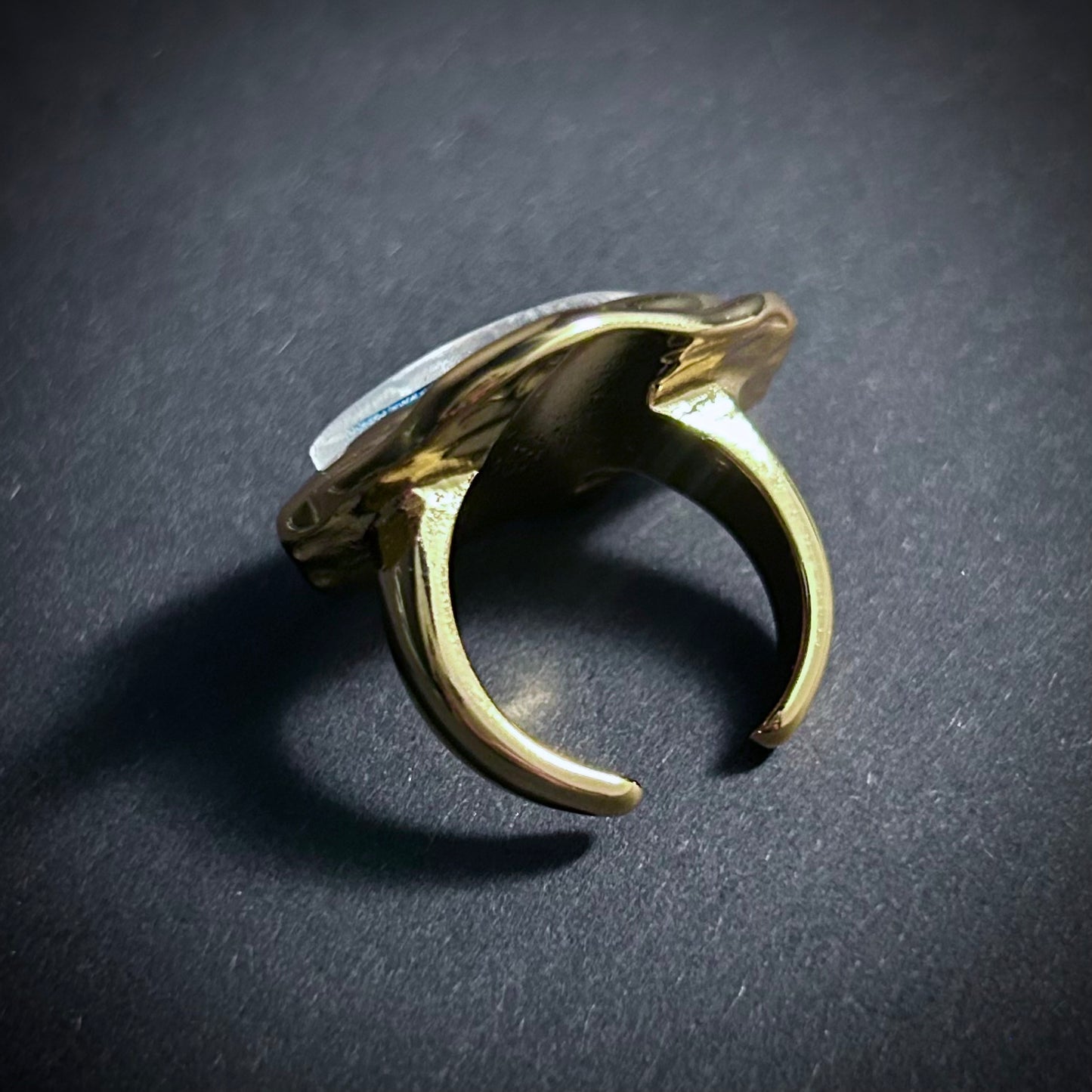 Blue Eye Gold Irregular Adjustable Ring