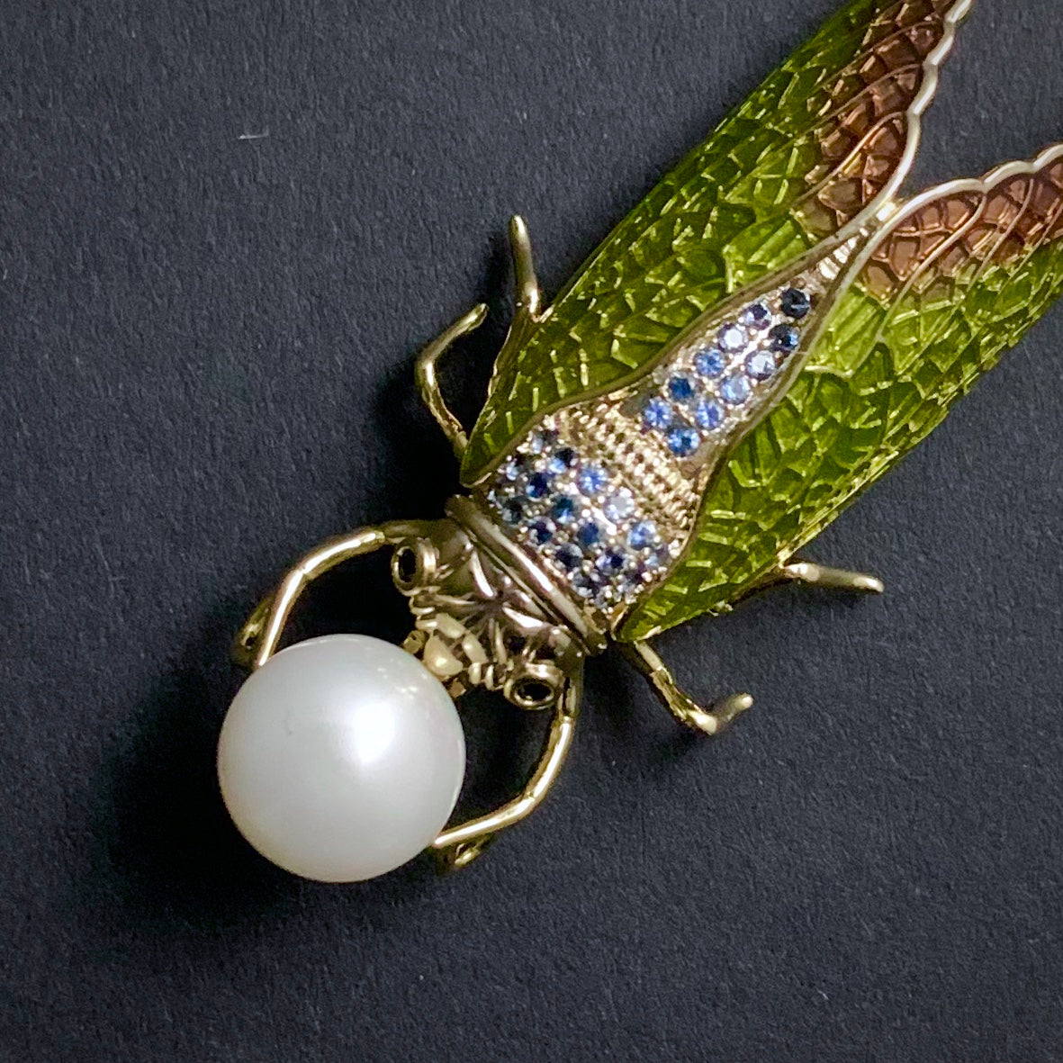 Cicada Green Enamel & White Pearl Gold Brooch