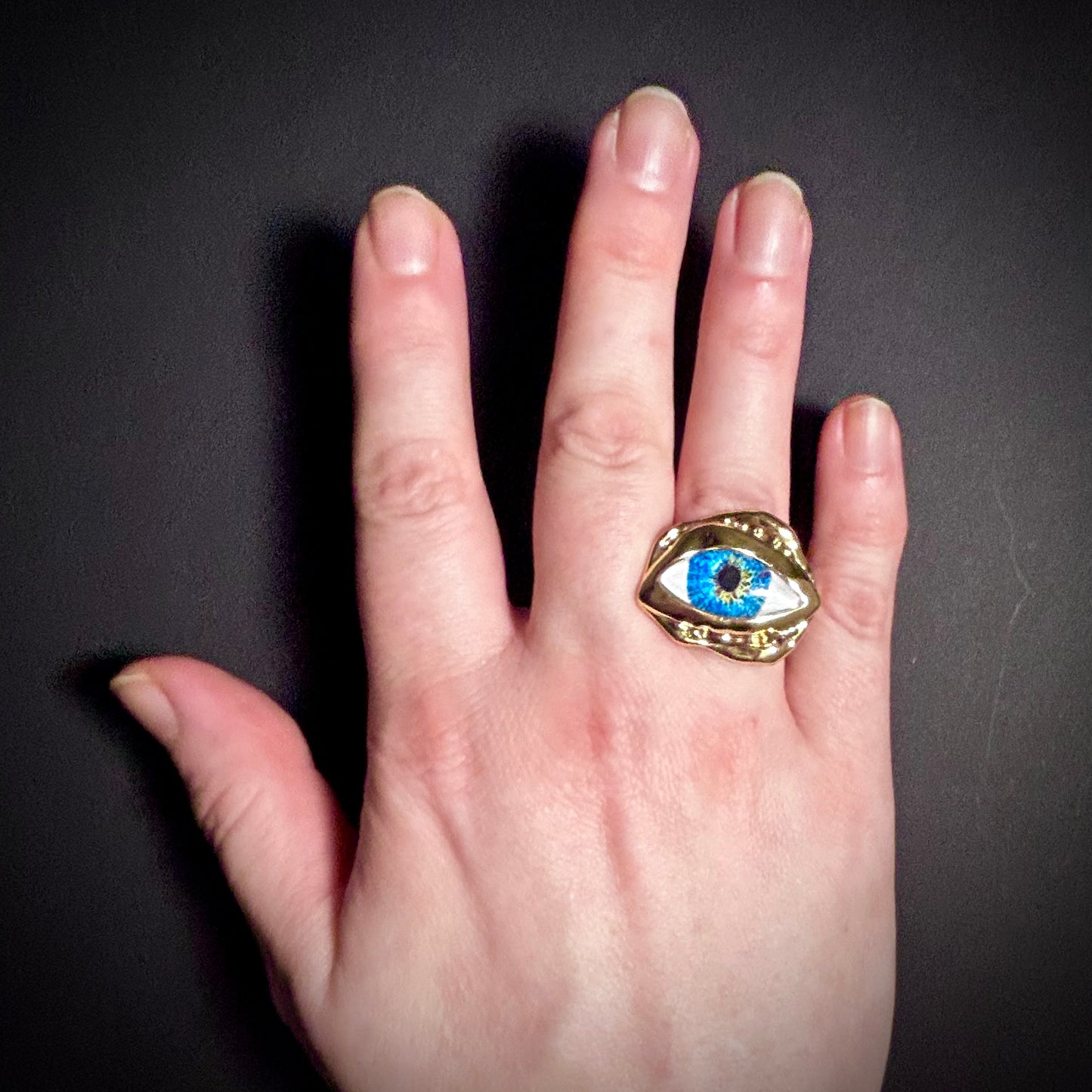 Blue Eye Gold Irregular Adjustable Ring