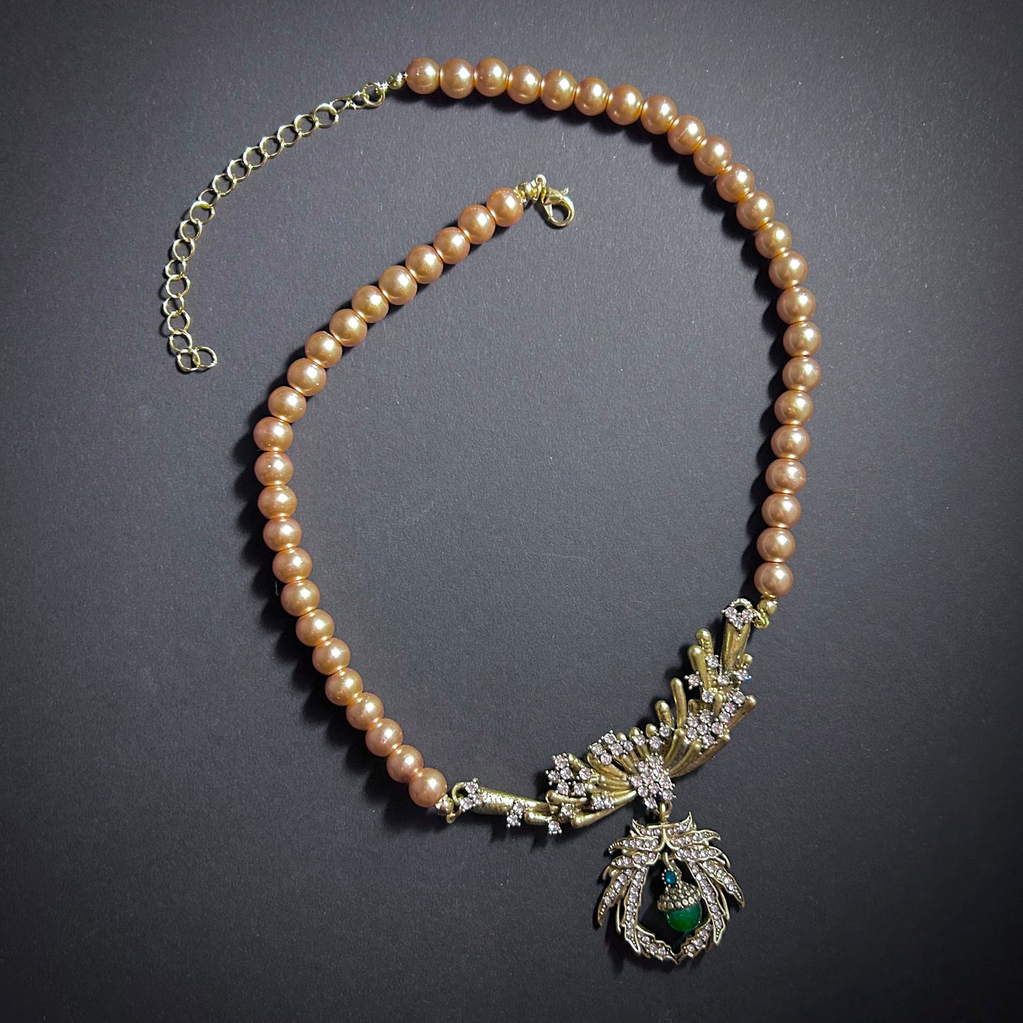 Art Nouveau Gold & Emerald Green Rhinestone Leaf Beige Pearl Necklace