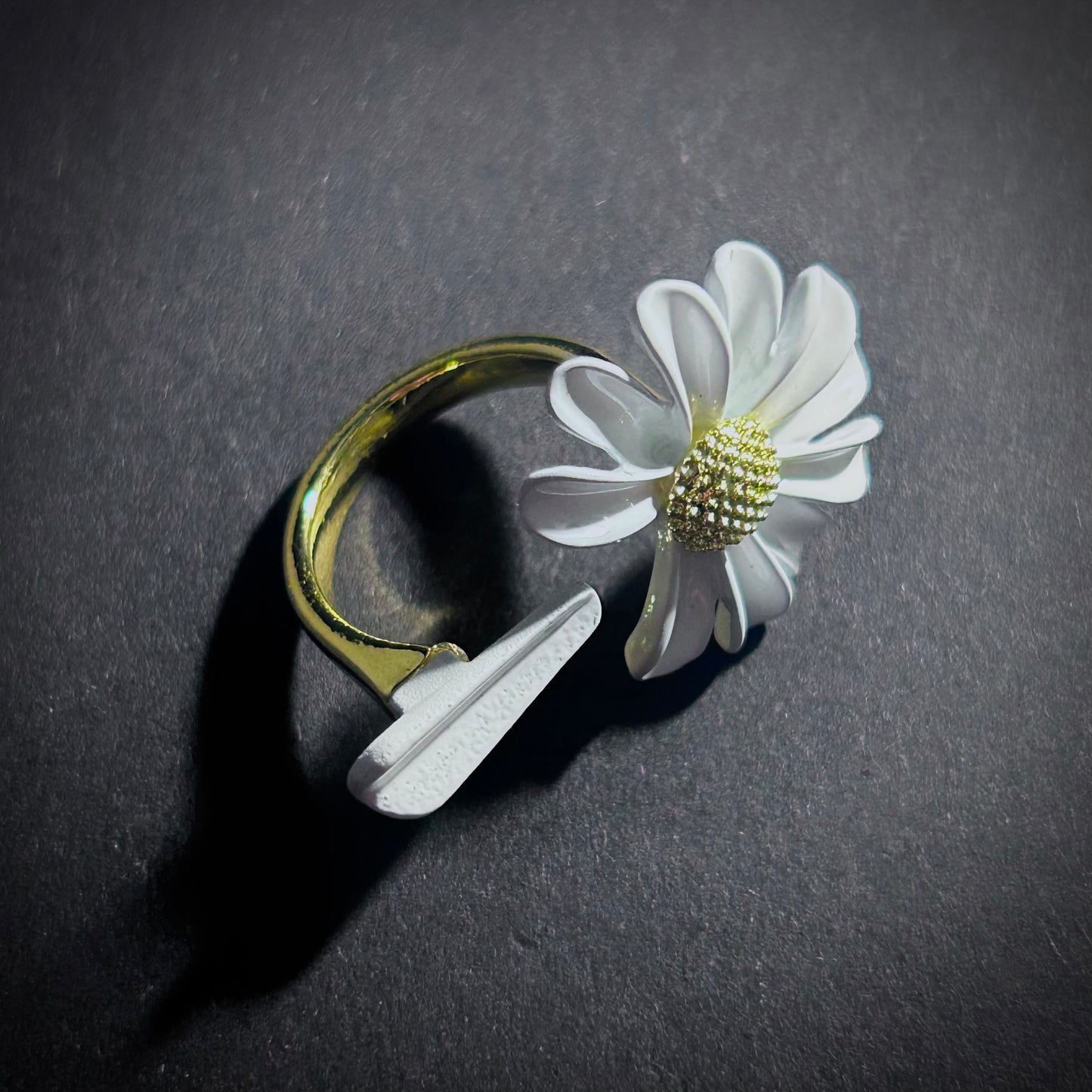 Daisy Flower Adjustable Ring in White & Gold with Falling Petal