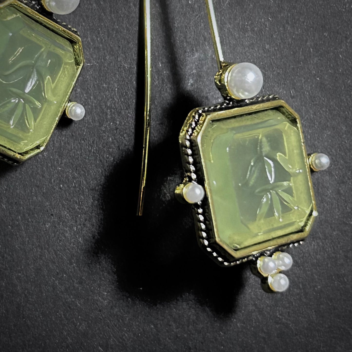 Art Nouveau Etched Green Stone and White Pearl Gold Earrings