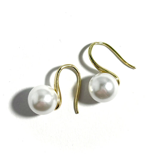 Simple White Pearl Gold Ear Hooks
