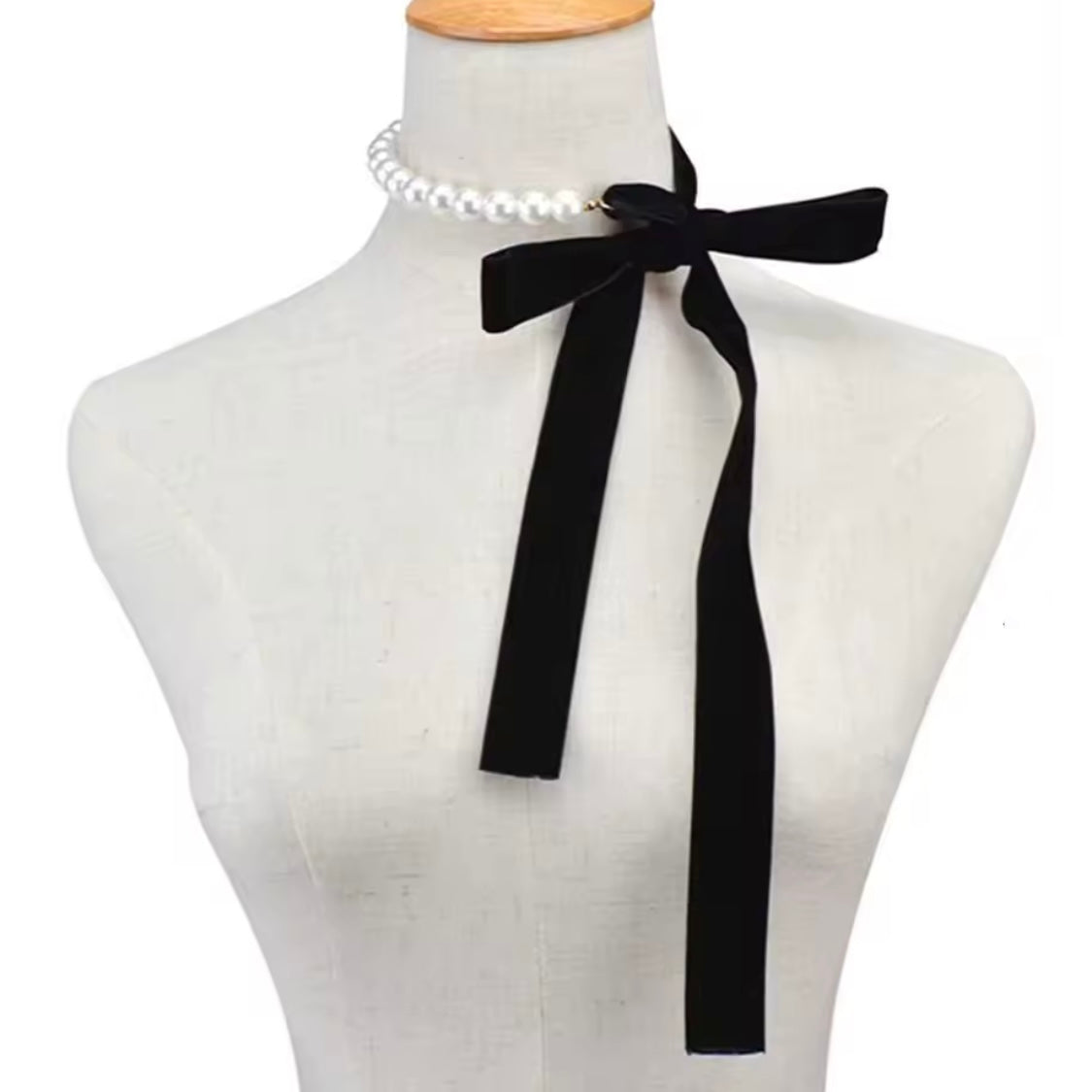 White Pearl & Black Velvet Ribbon Lace Up Bow Choker