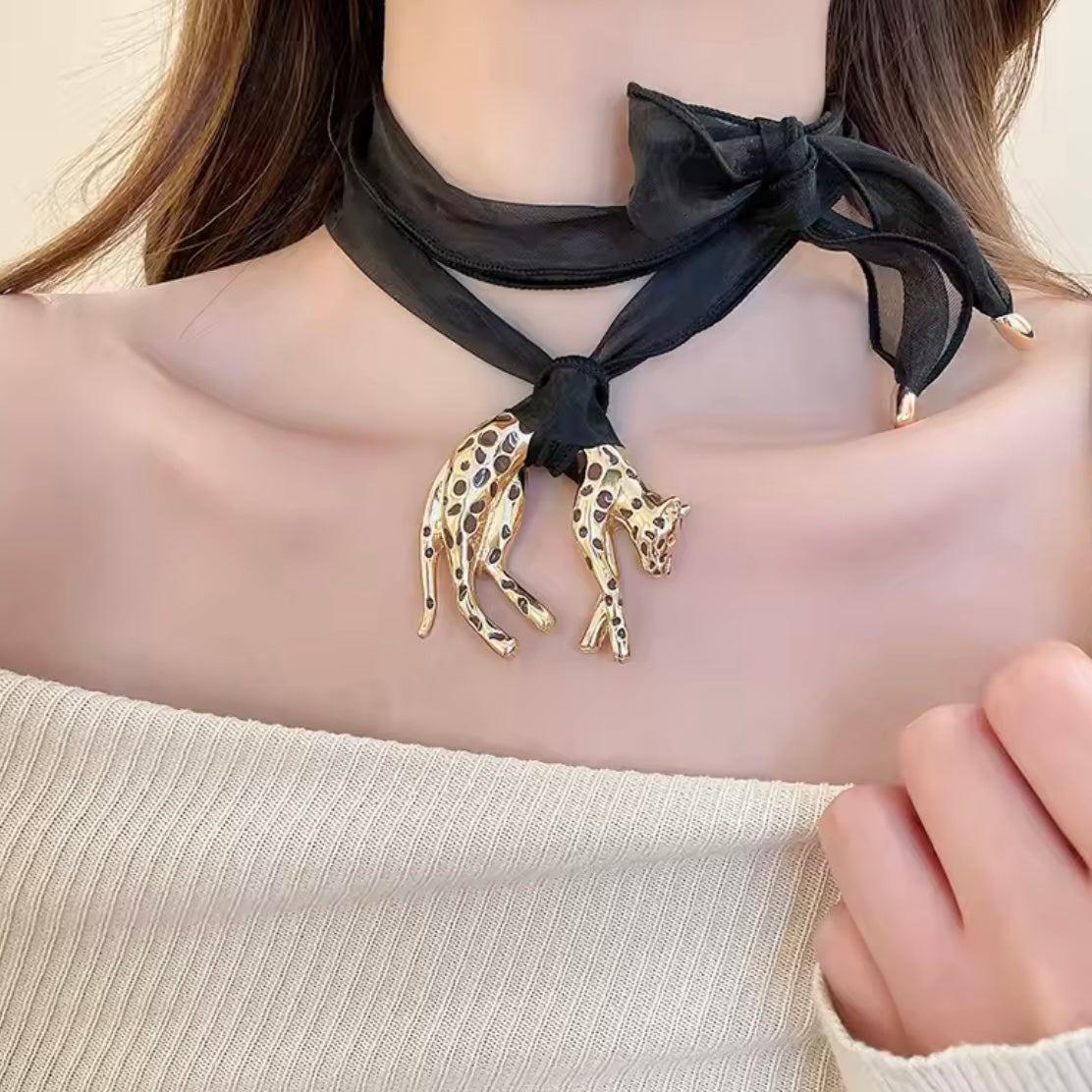 Hanging Leopard Enamel & Organza Necklace