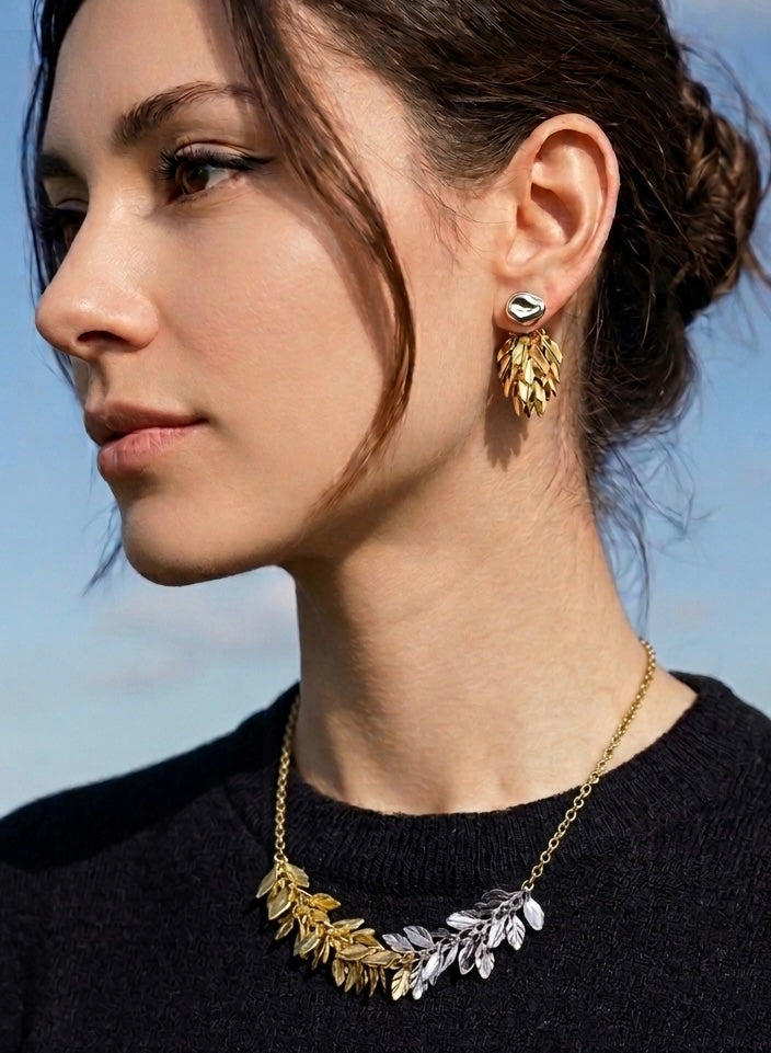 Leaves & Chain Contrasting Mixed Metal Necklace