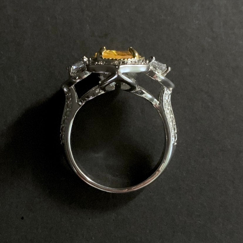 Art Nouveau Citrine Yellow & Silver Cocktail Ring