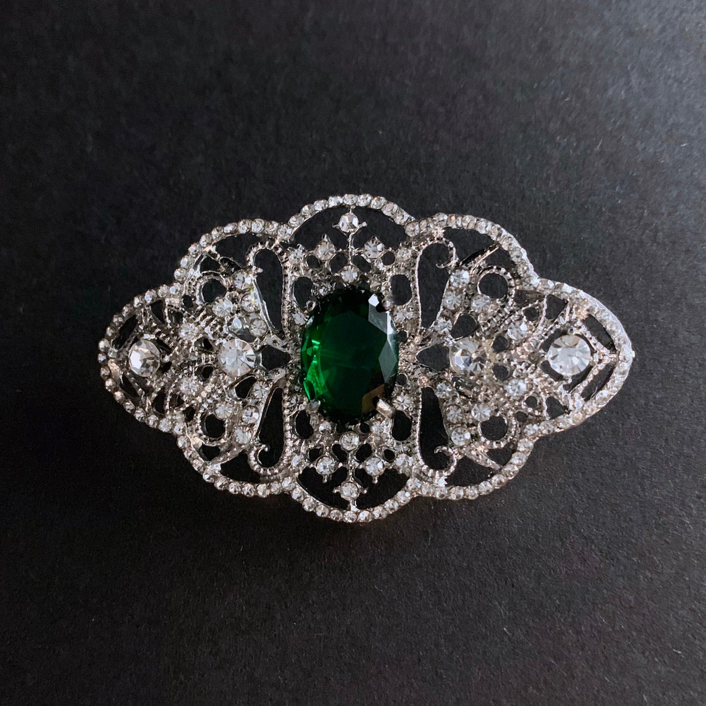 Art Nouveau Filigree Emerald & Silver Brooch