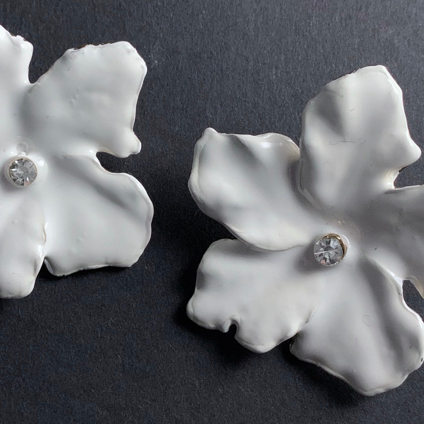 Flower Enameled Earrings in White & Gold