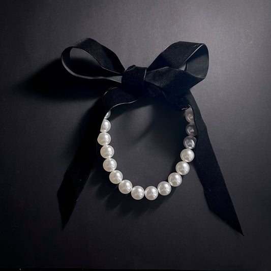 White Pearl & Black Velvet Ribbon Lace Up Bow Choker