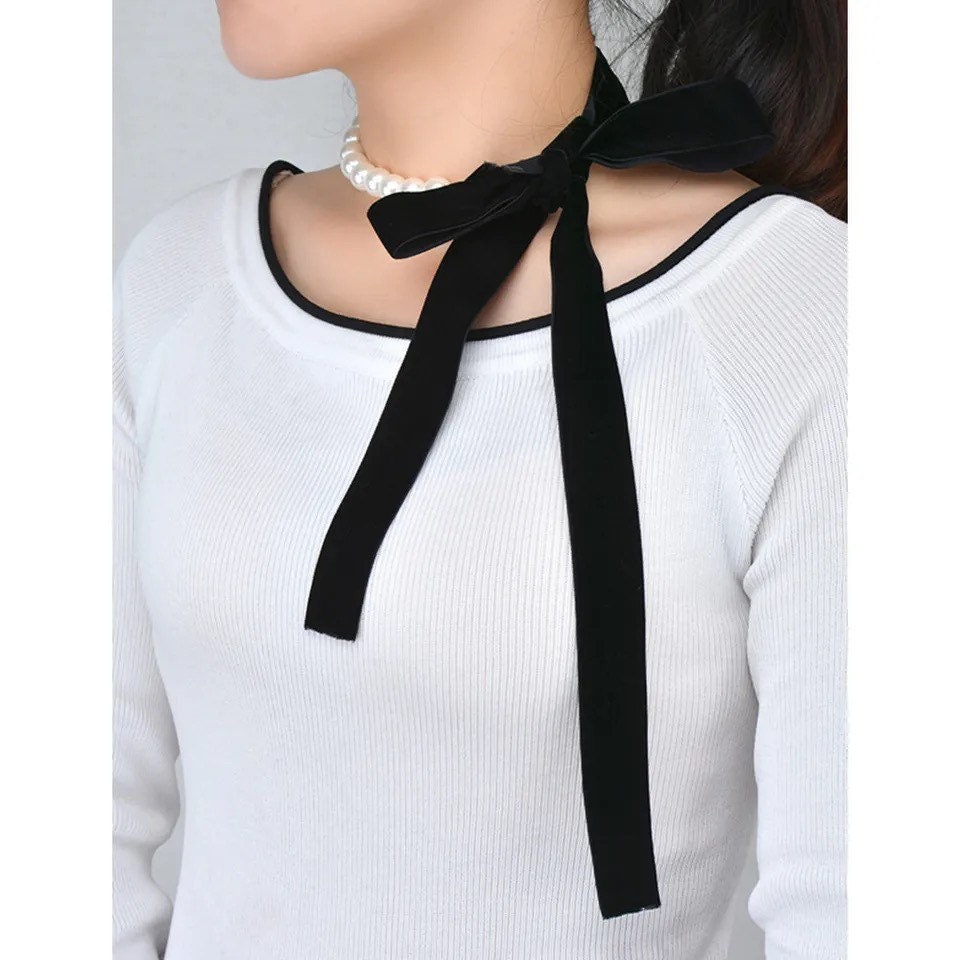 White Pearl & Black Velvet Ribbon Lace Up Bow Choker