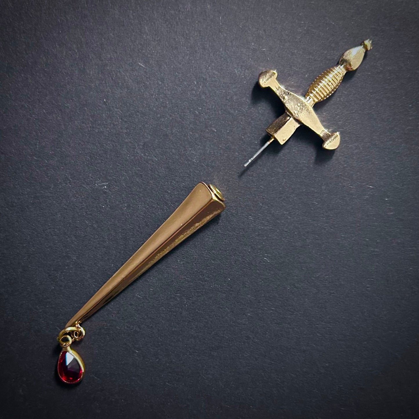 Single Earring Faux Gauge Sword in Gold