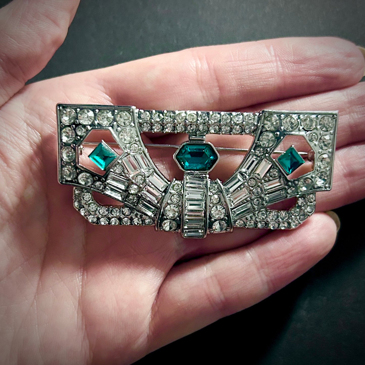 Art Deco Silver Brooch with Emerald & Clear Rhinestones