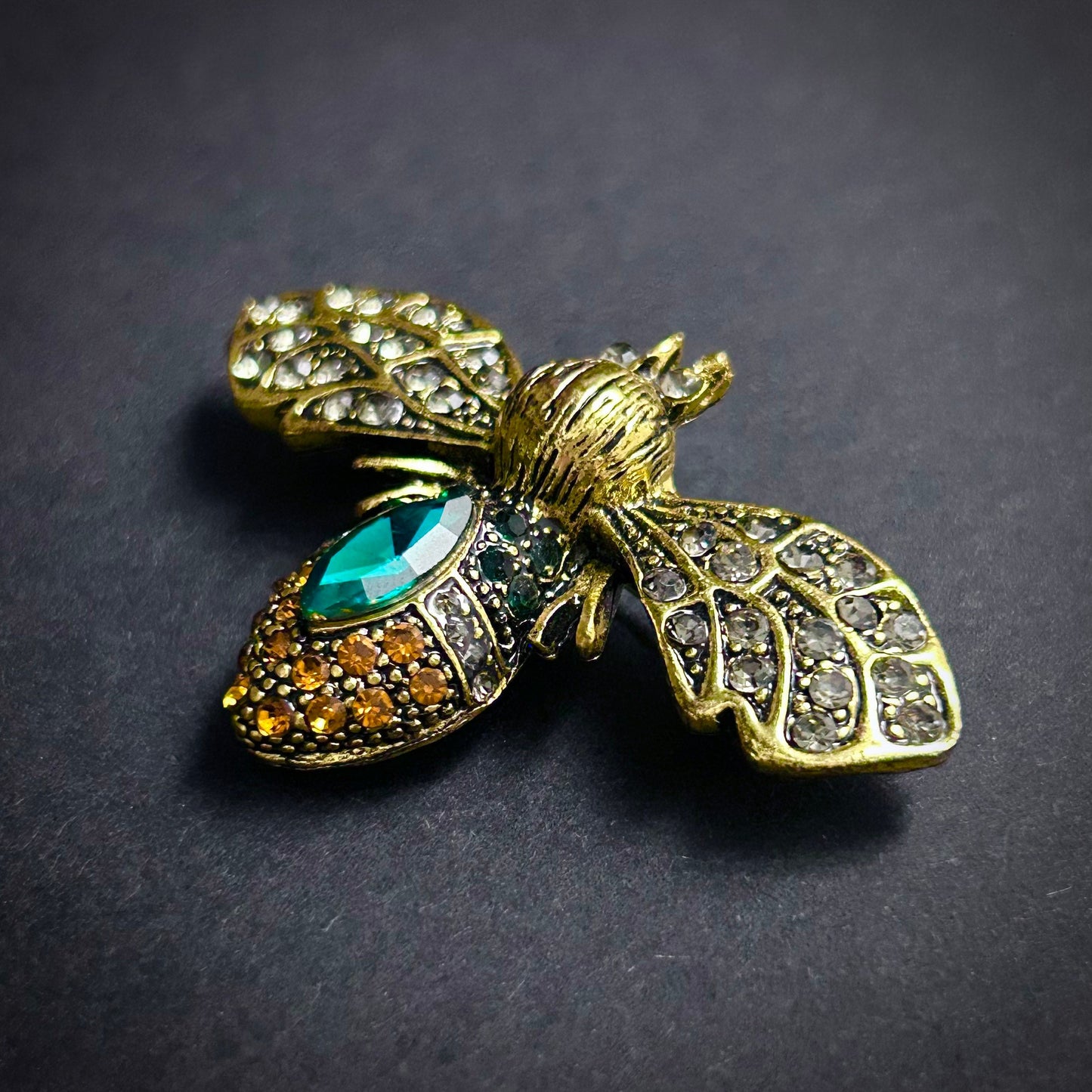 Bee Rhinestone & Emerald Green Antiqued Gold Brooch