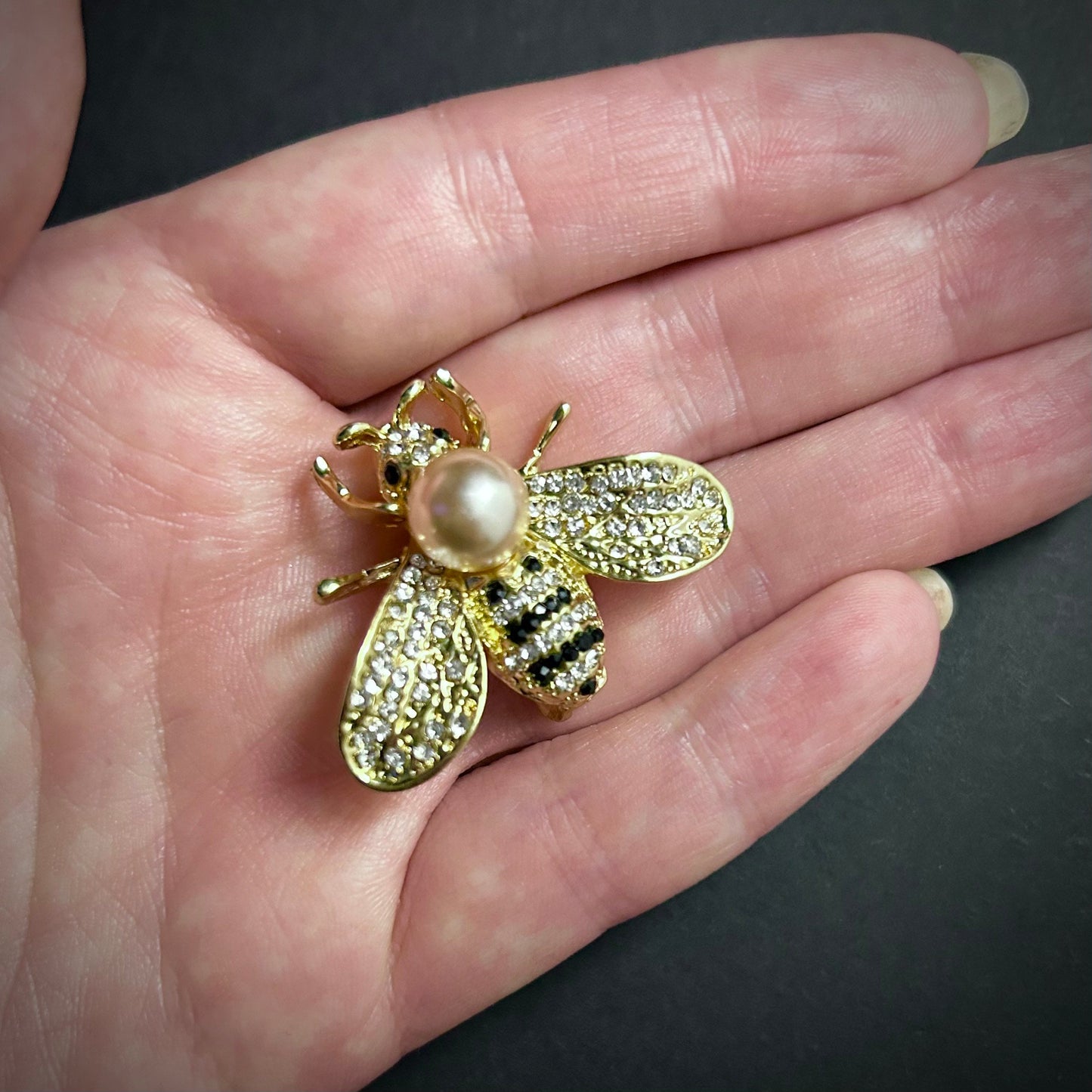 Bee Rhinestone & Champagne Pearl Gold Brooch