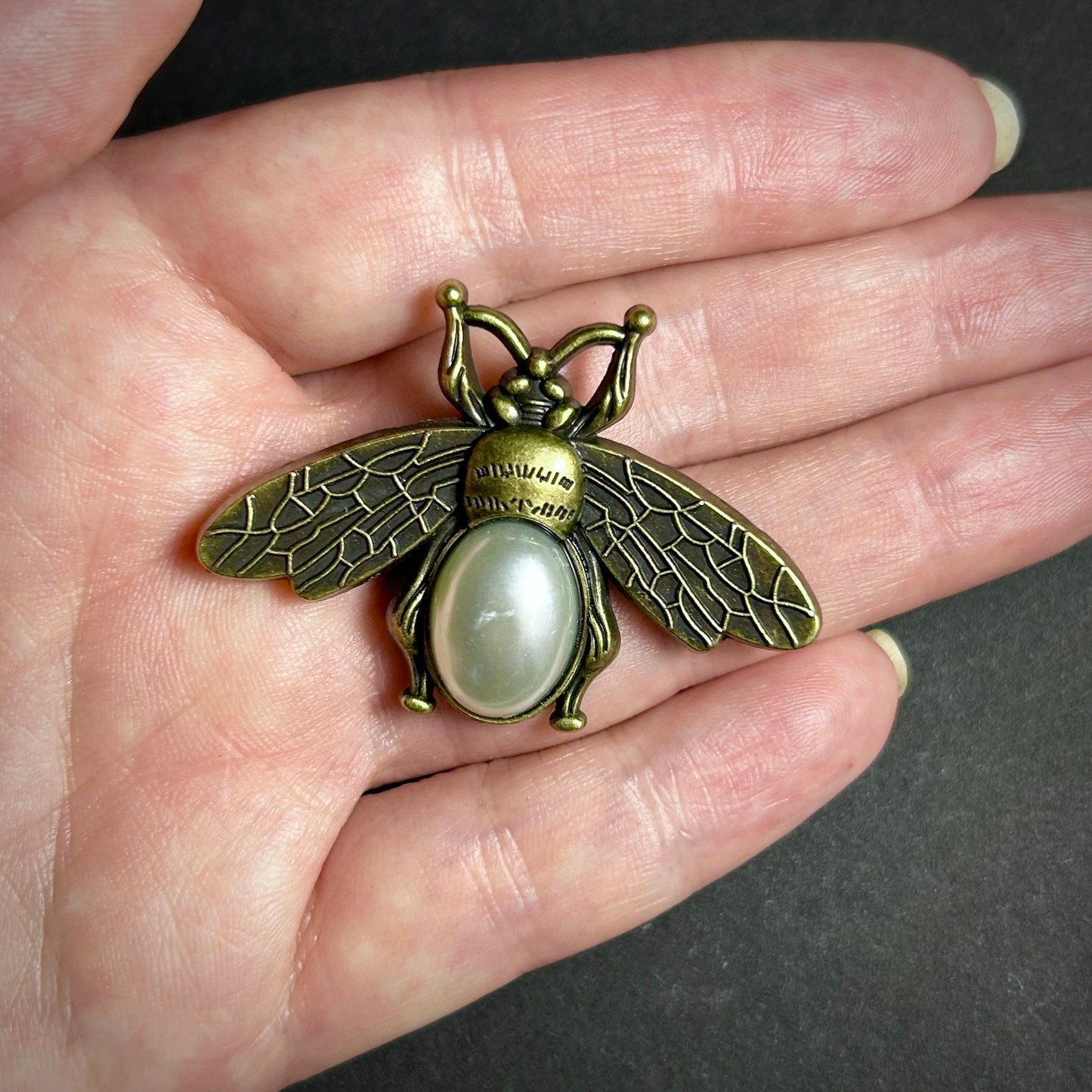 Bee Pearl & Antiqued Gold Brooch