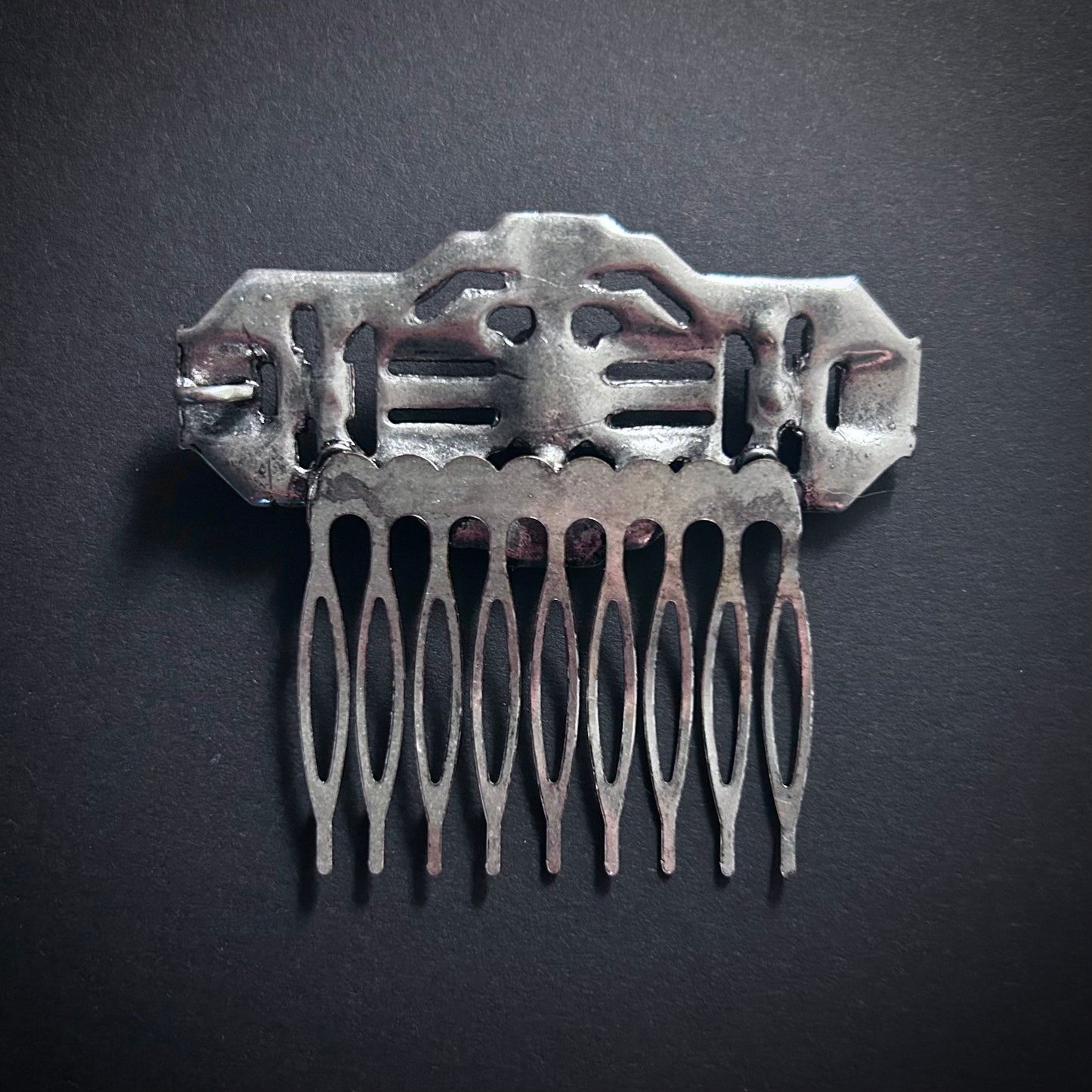 Art Deco Emerald & Antique Silver Decorative Hair Comb