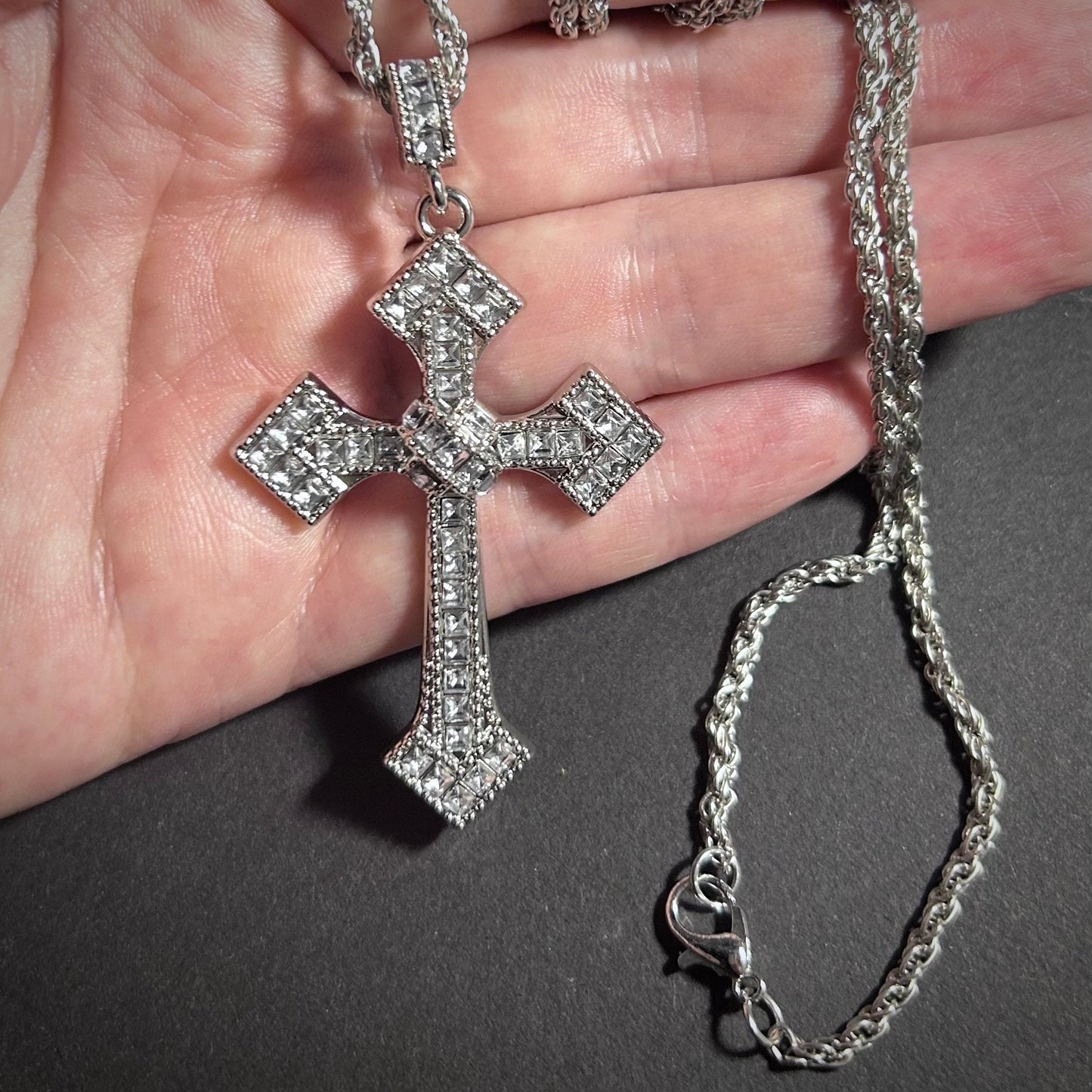 Crucifix Clear Rhinestone Pendant Necklace in Silver