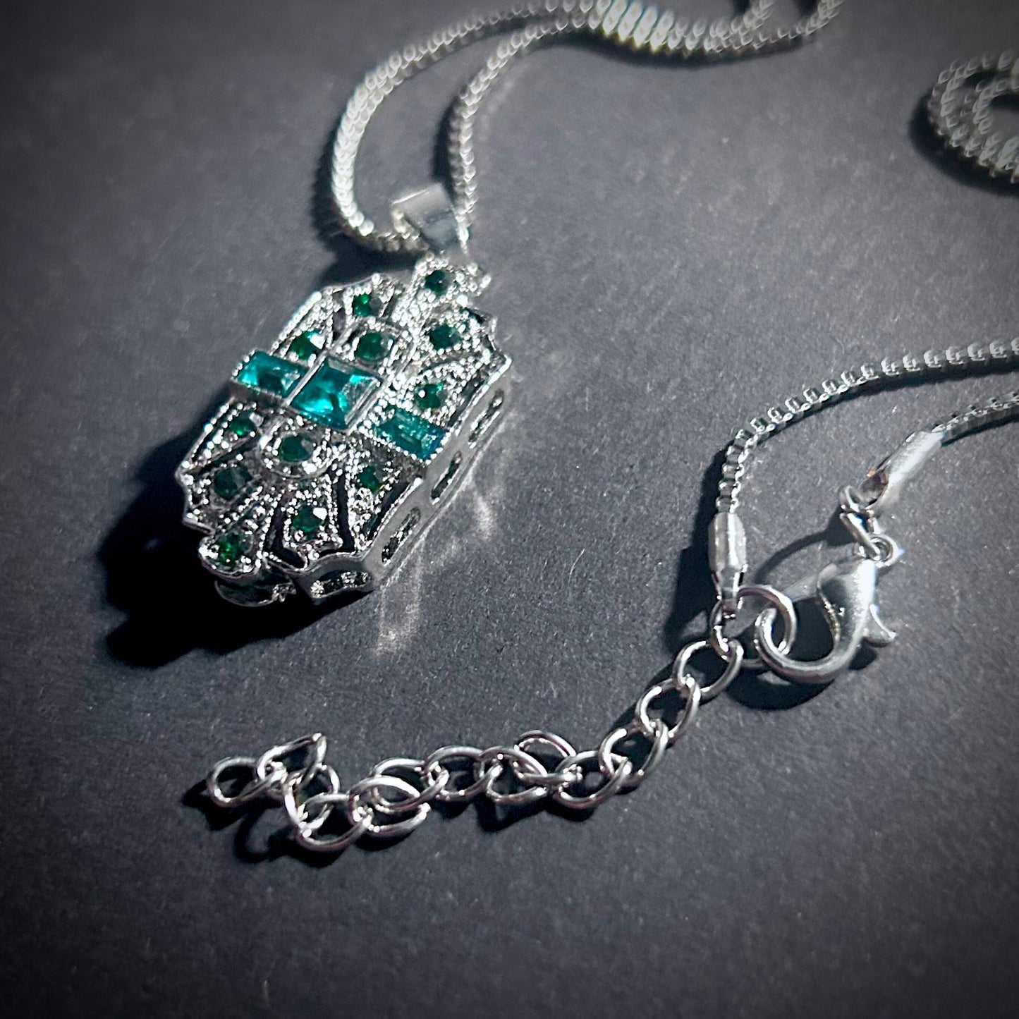 Art Deco Bridal/Bridesmaids Necklace in Silver & Emerald