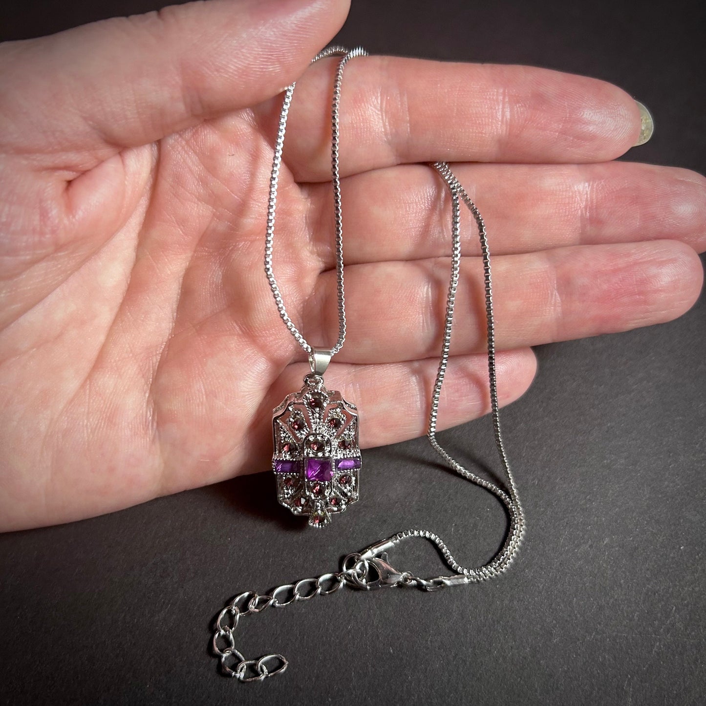 Art Deco Bridal/Bridesmaids Necklace in Silver & Amethyst